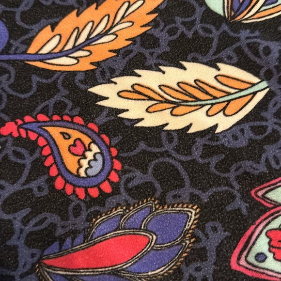 Lularoe TC2 leggings - Picture 2 of 4